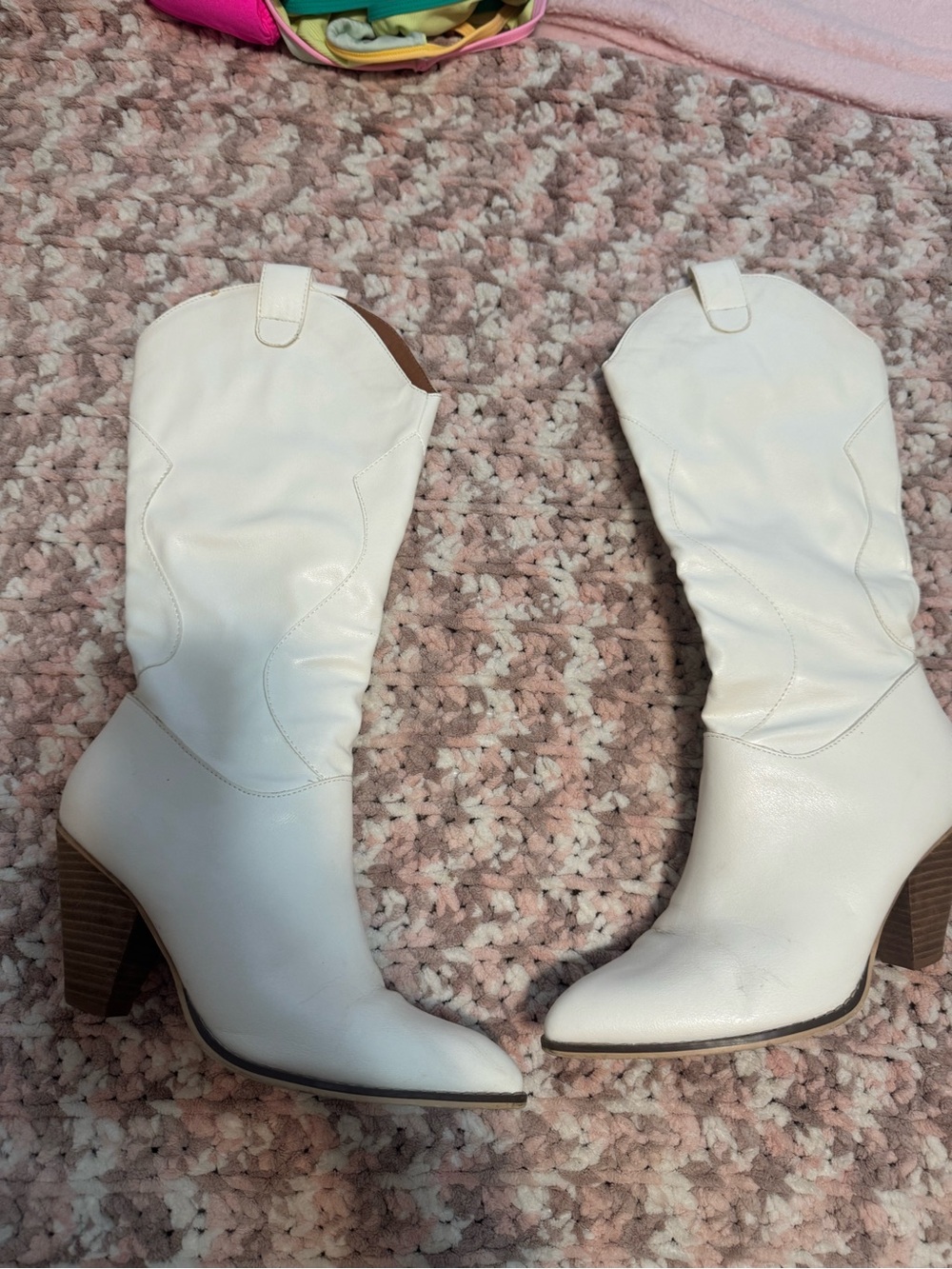 Oasis White Mid-Calf Heeled Western Boots